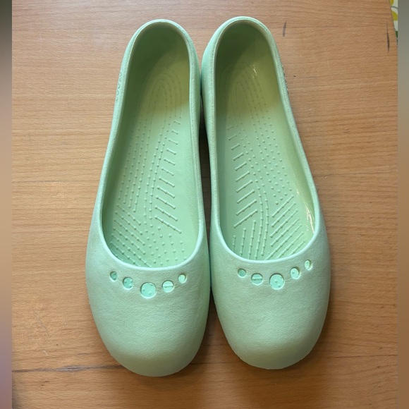 CROCS Shoes - CROCS Mint Green Flats